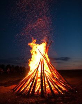 napotki za varno kurjenje kresov